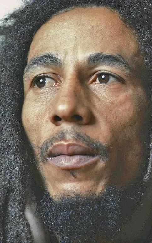 AndrewTarpey's tweet photo. Bob Marley http://t.co/anRMRYAOUL