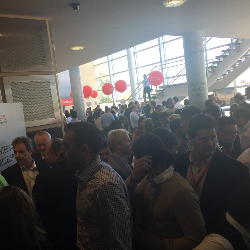OracleOSS's tweet image. Here we go! RT @OracleBPM: Packed, excited audience awaits doors to open for #OraclePaaS launch #iPaas #OraclePCS