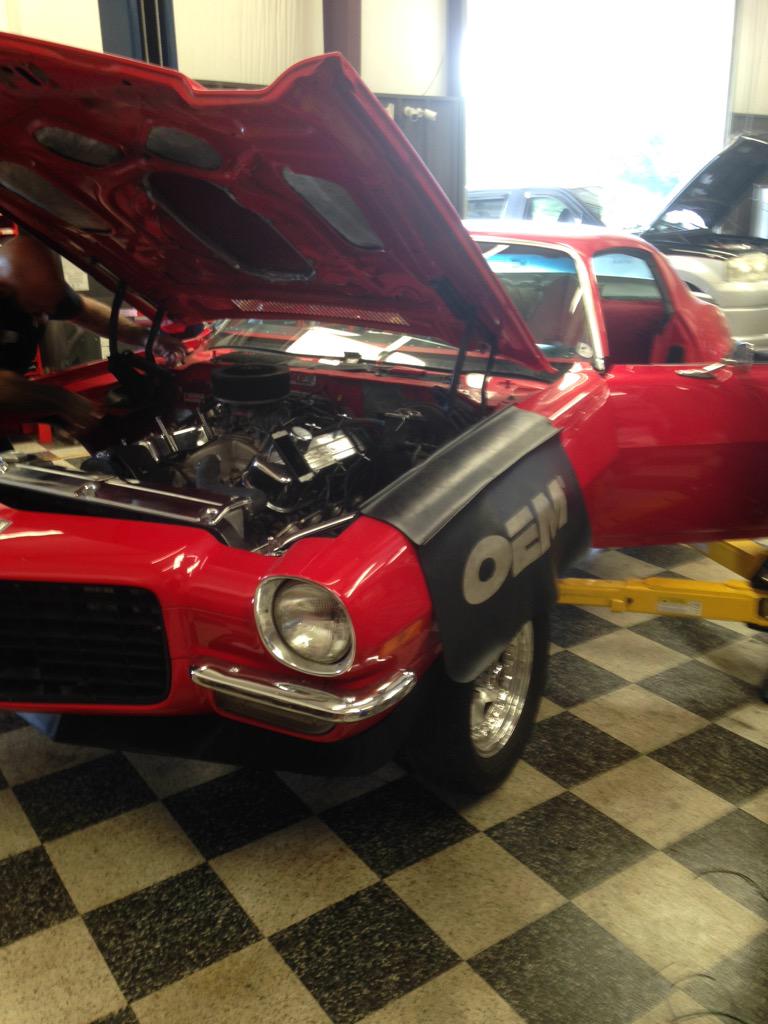 burnyzz's tweet photo. Service Time #burnyzz #burnyzzspeedshop #repairs #ocala #Florida http://t.co/7uBXllmJg5