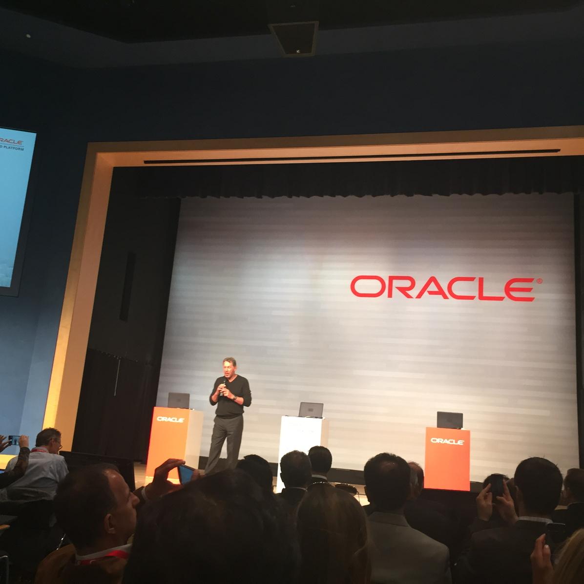 malatech's tweet image. @larryellison launches #OraclePaaS live: 24 new cloud services! #OraclePCS #iPaaS @OracleBPM