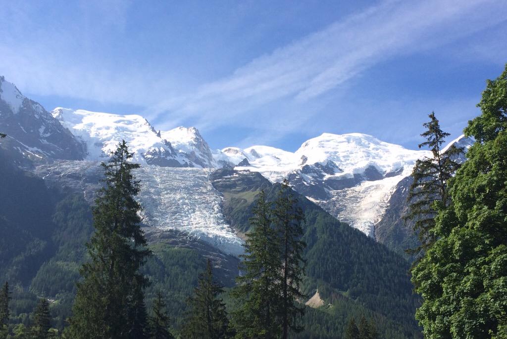 EddieBackler's tweet photo. Mt Blanc from Chamonix today. Heading up that direction tomorrow! http://t.co/CKc9RRMIcn