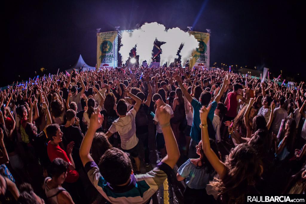 AnimalSoundFest's tweet photo. Algunas de las fotos del Increible set de @DubVisionMusic 🔝🔊 http://t.co/EcgDHFE6kA