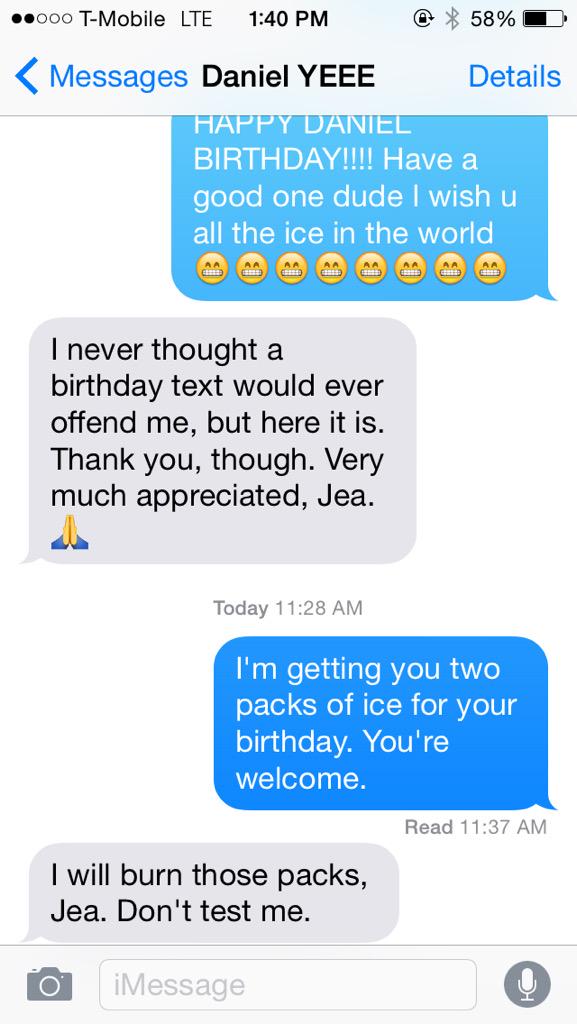 tekillua's tweet photo. When your friends are ungrateful @dnasssstyy http://t.co/hzQrgopL5P