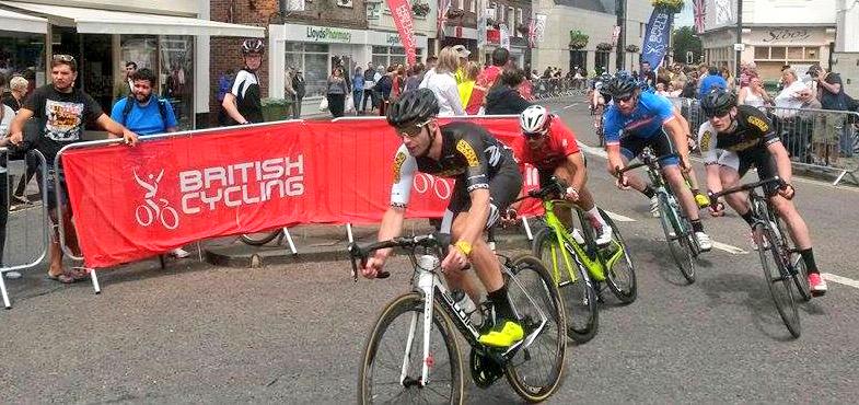 smithy_whyte's tweet photo. So good to get a win at Wallingford on the @halowheels Carbauras and @swiftbike Ultravox Rs1 @teamcycleworks http://t.co/LG5QILJzT6