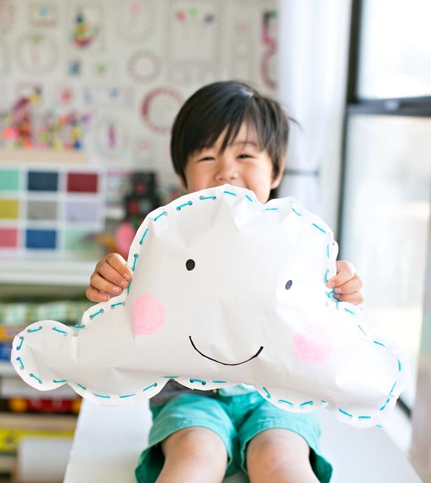 hell0Wonderful's tweet image. Cute kid-made happy paper cloud pillow. Easy #sewing idea for #kids bit.ly/1Lx7znW