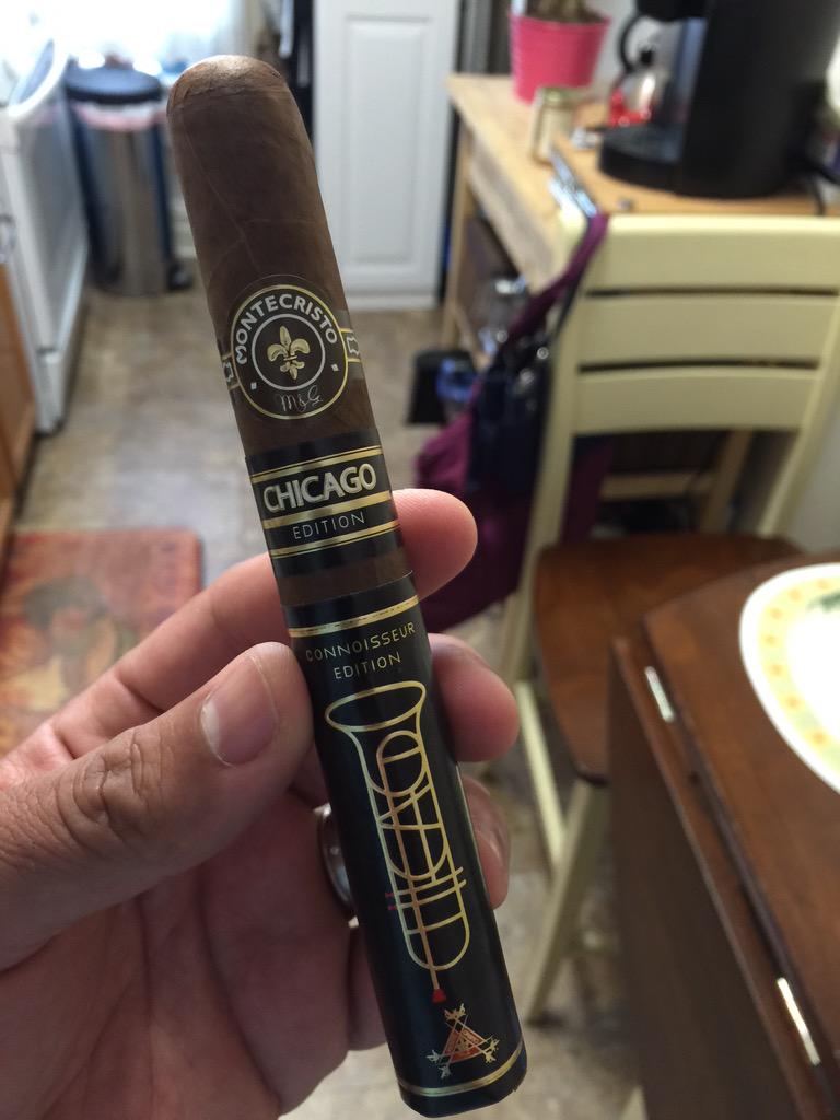 will7916's tweet photo. @Montecristo Chicago Edition! http://t.co/233yFr2MZA