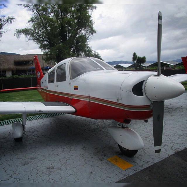 MEGAPLANE's tweet photo. #MEGAPLANE by @daviddiair "HK-1791-G" #PiperAircraft #Piper #PA28 #Cherokee #Cruiser #AeroclubDeColombia #Instructi… http://t.co/KV4ouVJnOW