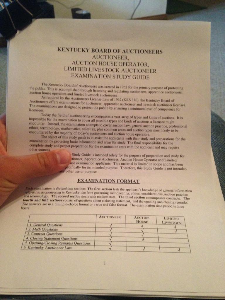clint16__'s tweet photo. 41 page study for my test tomorrow #OnlyGodCanHelp http://t.co/vgjJ9V5698