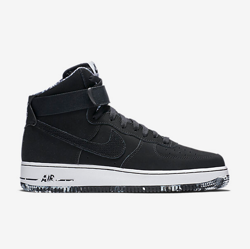 SneakPosts's tweet photo. The Nike Air Force 1 High 07 "Black/White" is NOW available on NDC here: http://t.co/rL2jW4BvZU http://t.co/XR4KI7dd2Z