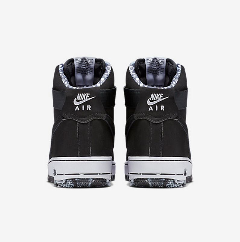 SneakPosts's tweet photo. The Nike Air Force 1 High 07 "Black/White" is NOW available on NDC here: http://t.co/rL2jW4BvZU http://t.co/XR4KI7dd2Z