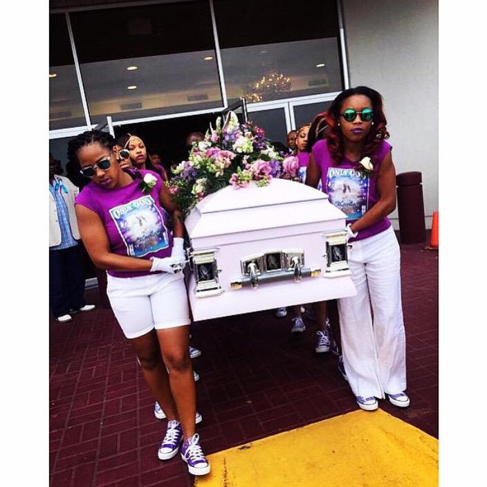 DimpleFaceBeezy's tweet photo. Idk her but da whole Story touched me from Day1 #TrueFriends π―π―βπ½ #SuperSweet Now #RipKaylan πππ http://t.co/KAHUfv2ZSB