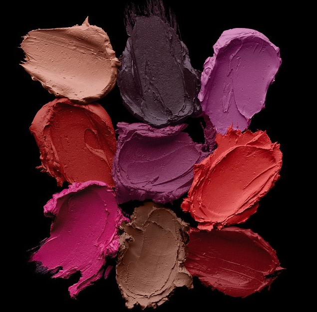 UrbanDecay's tweet photo. Sneak peek of our Matte Revolution Lipstick, coming to http://t.co/N2rPSAtK97 and our #UDFlagship July 8th! http://t.co/6hEhfWGES9