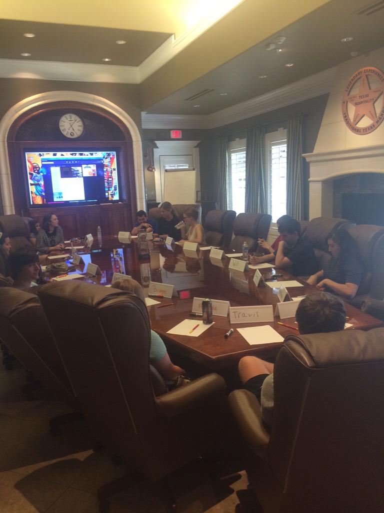 CrysPryde's tweet photo. With @dolifebigger in our second #TXHospitality class. Lots of eager students. :) @KNTrains @KNManagement http://t.co/x7ErdaCXCW
