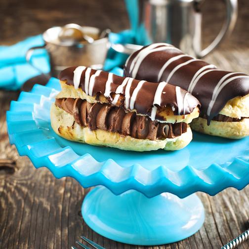 MezzacoronaWine's tweet image. It's National #ChocolateEclairDay! Which #wine varietal are you pairing with this tasty treat?