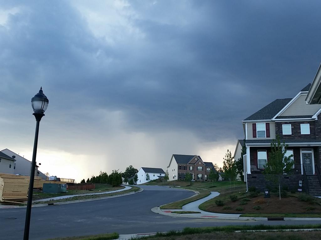 BrettKoloski's tweet photo. Concord/Rocky River Rd!!! HERE SHE COMES http://t.co/pYVoh3eBik