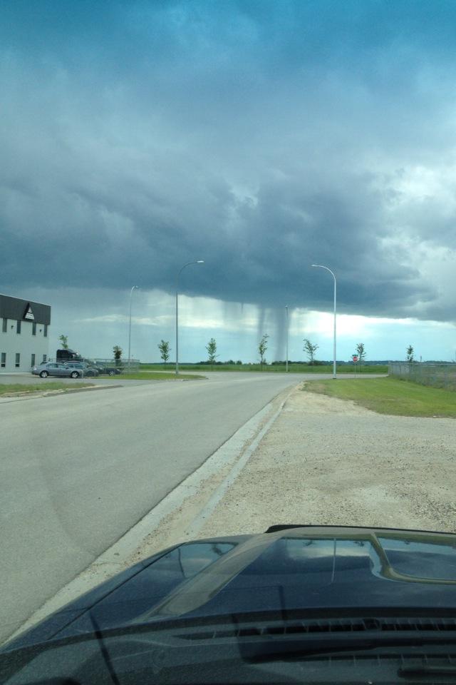 EverythingGPAB's tweet photo. Funnel cloud spotted west of #GPAB #q99live http://t.co/bb0tsZ70re