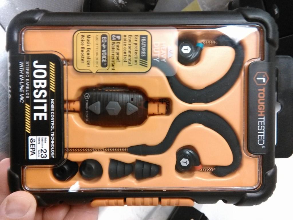 StuffDudesLike1's tweet image. Tough-Tested “Jobsite” Headphones Review stuffdudeslike.com/?p=3082 #ToughTested #Headphones #Durable #StuffDudesLike