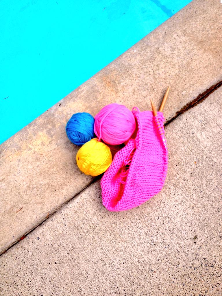 In Saltspring knitting by the pool #ilovewool #madebyhand @ _amandamckenzie <a href="/makeitshow/">Make It Show</a>