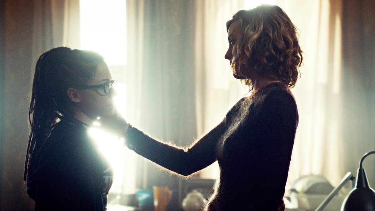tulipas__azuis's tweet photo. why do i keep posting these pictures #BringBackDelphineCormier #SaveDelphine #SaveCophine #BRINGDELPHINEBACK http://t.co/m1hb9ra5ch