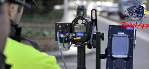 RadarAppPro's tweet image. Cada nuevo radar cuesta 41.200 euros (IVA no incluido) y trabaja enviando dos luces de tipo láser a modo de barrera.