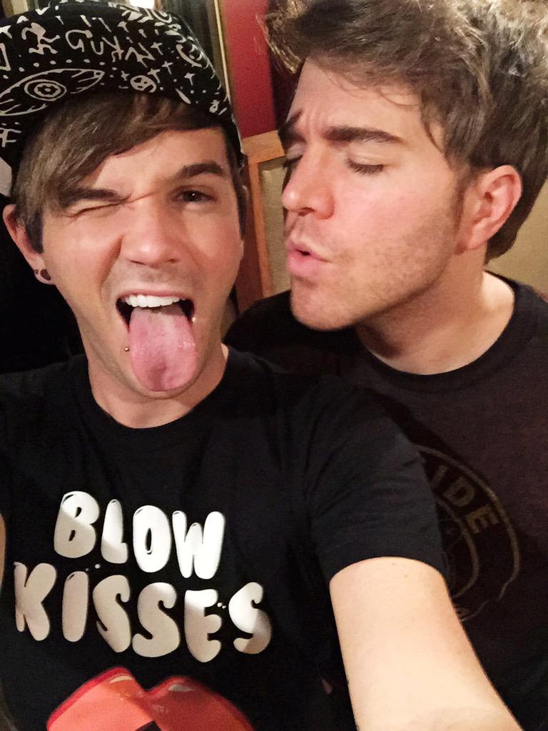 Shane Dawson on Twitter "MatthewLush I mean honestly, we look good. hymenbusters"