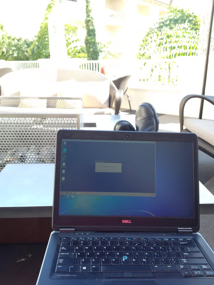 mjrichardson_to's tweet image. Outside at #IBIS2015 Conference in Carlsbad, California. Patching #BI41 Server to #SP06 before my #RedEye to Ottawa..