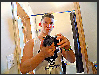 Flirt4FreeGuys's tweet photo. Meet @joe_swole a #Straight #AmericanGuy who leveled up to Freshman on #Flirt4FreeGuys http://t.co/pkGlPoe0i5 http://t.co/p69ffCBlS8