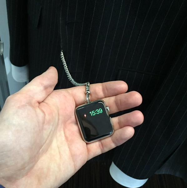 “I wouldn’t wear an #AppleWatch Watch on my wrist but I wear it on a fob”- #TomFord | bit.ly/TECHWatch #Fashion
