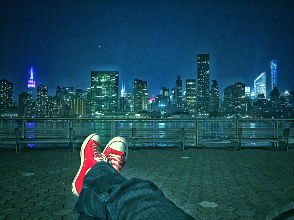 JimmyRigatoni's tweet photo. The borough of #Queens - giving #Manhattan something to look at since 1683.
#LIC #OuterBorough #Queenscape #Summer15 http://t.co/4niROh7oBf