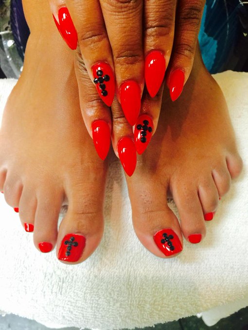 💅🏾💋 for my #footlovers http://t.co/cxoMWbvsvL<a href="/tag/footlovers"class="tags">#footlovers</a>