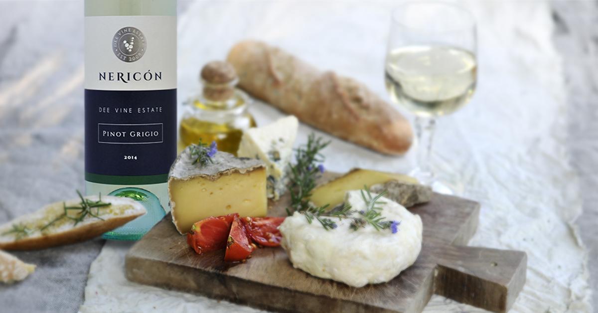 DeeVineEstate's tweet photo. You are the cheese to my wine xx http://t.co/rsxqNUgNMj