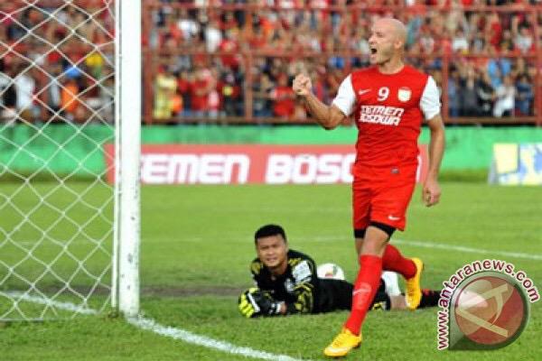 I hope  the government and #PSSI will find a solution soon so we can play football again!miss u #PSMEWAKO <a href="/panaicera_/">PANAICERA'</a>