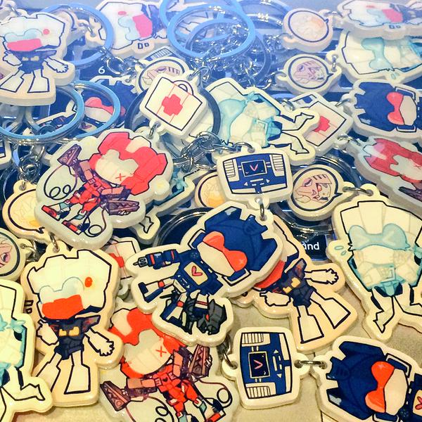 tinyrobots_'s tweet image. new TF keychains ^^ 30% off thru 6/27 w/ code 'springcleaning' even tho.. it is summer... shh
battlerobots.storenvy.com