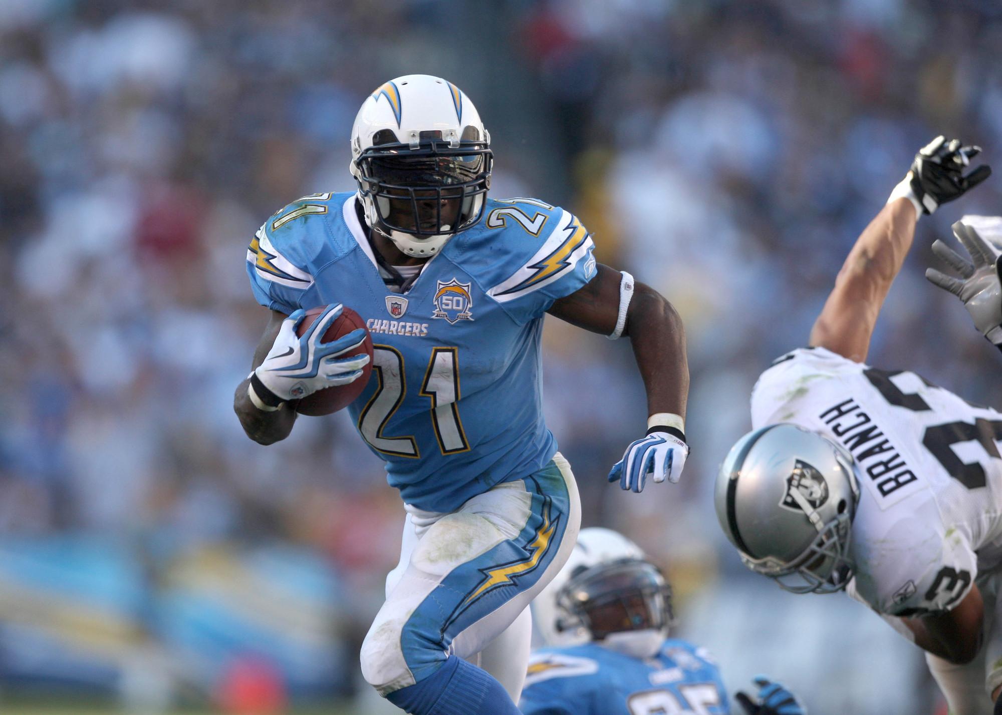 Happy Birthday to Ladainian Tomlinson, who turns 36 today! 