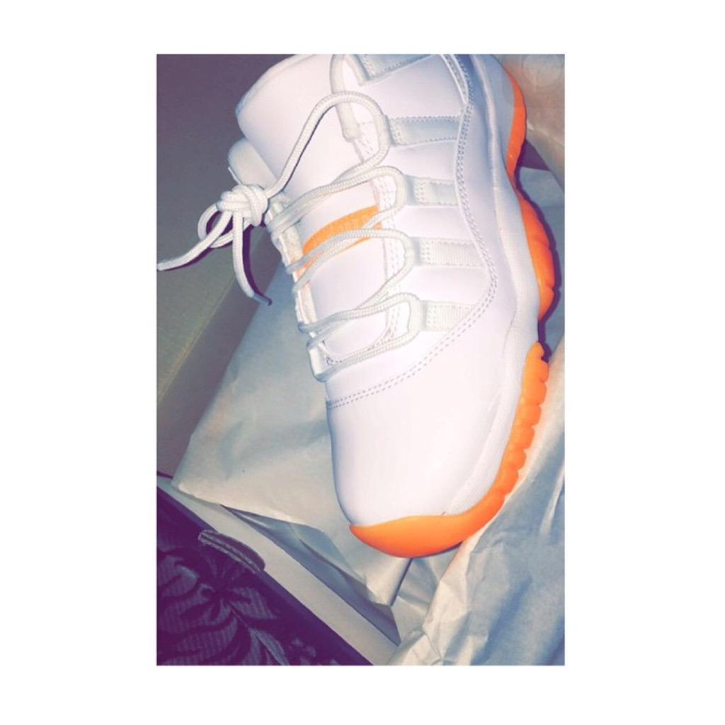 rowzieee's tweet photo. Pickups 💸 #citrus11s🔥 http://t.co/LdmngbQQ7b
