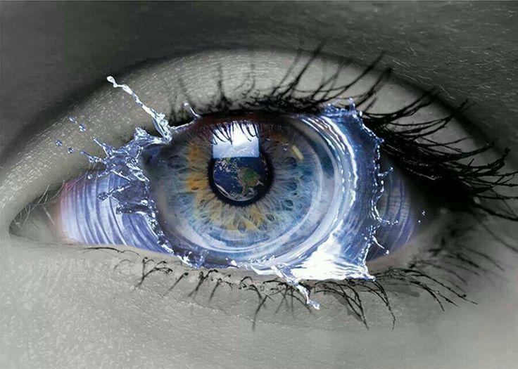 StandardBankArt's tweet image. "No great artist ever sees things as they are. If he did, he would cease to be an artist." - Oscar Wilde