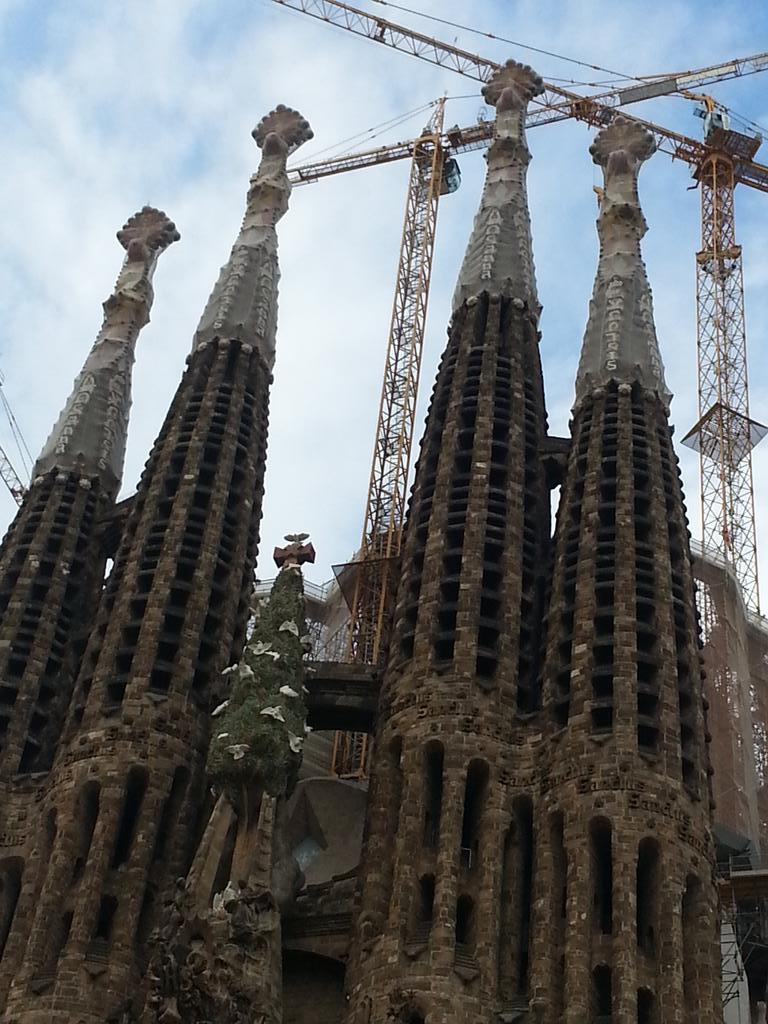 iesazarquiel's tweet photo. Impresionados ante esta maravilla.
Ya sí que podemos decir que hemos estado en Barna.
#LosDeCuarto http://t.co/DSbKMGmjg9