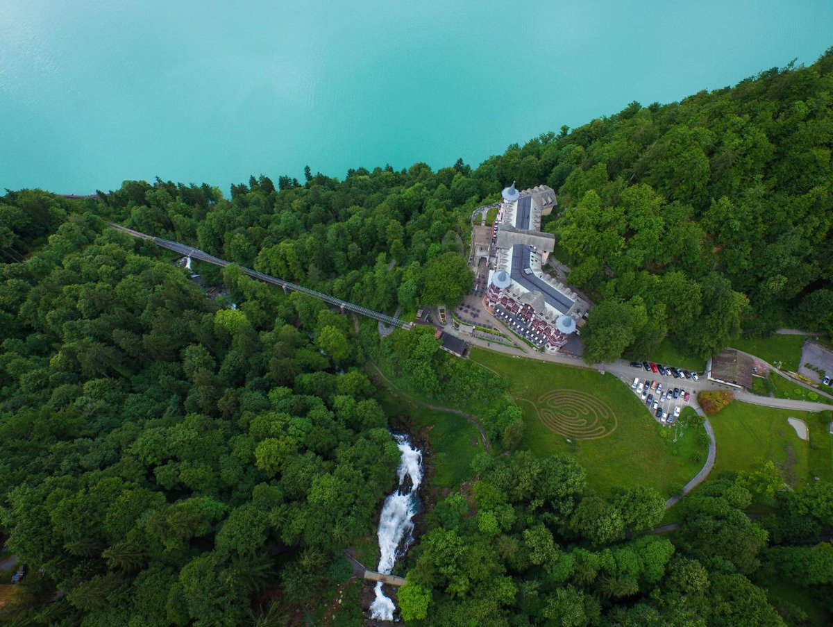 Grandhotel Giessbach tweet media