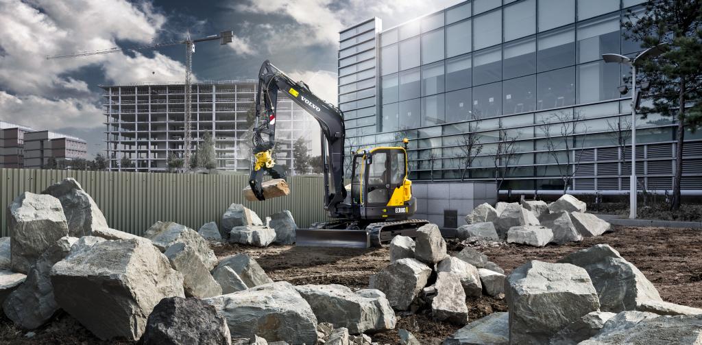 VolvoCEGlobal's tweet image. The #CareCab has been designed for #Safety, #OperatorPerformance and #Control buzz.mw/b6gyt_f