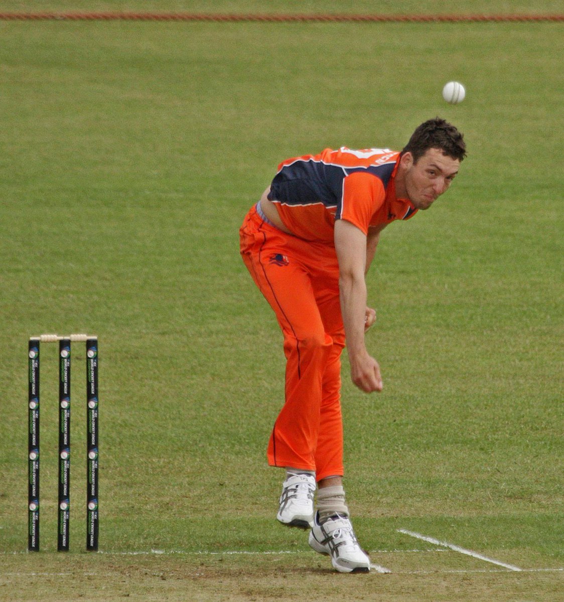 Big win for Netherlands in their first #WCL Championship game of new campaign icc-cricket.com/news/2015/matc…