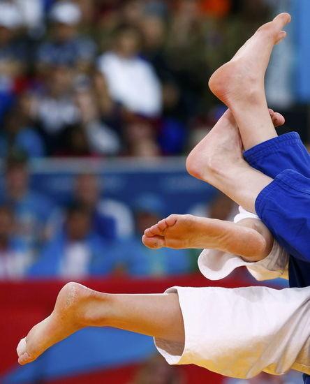 Happy 29th birthday to the one and only Marti  Malloy! Congratulations 