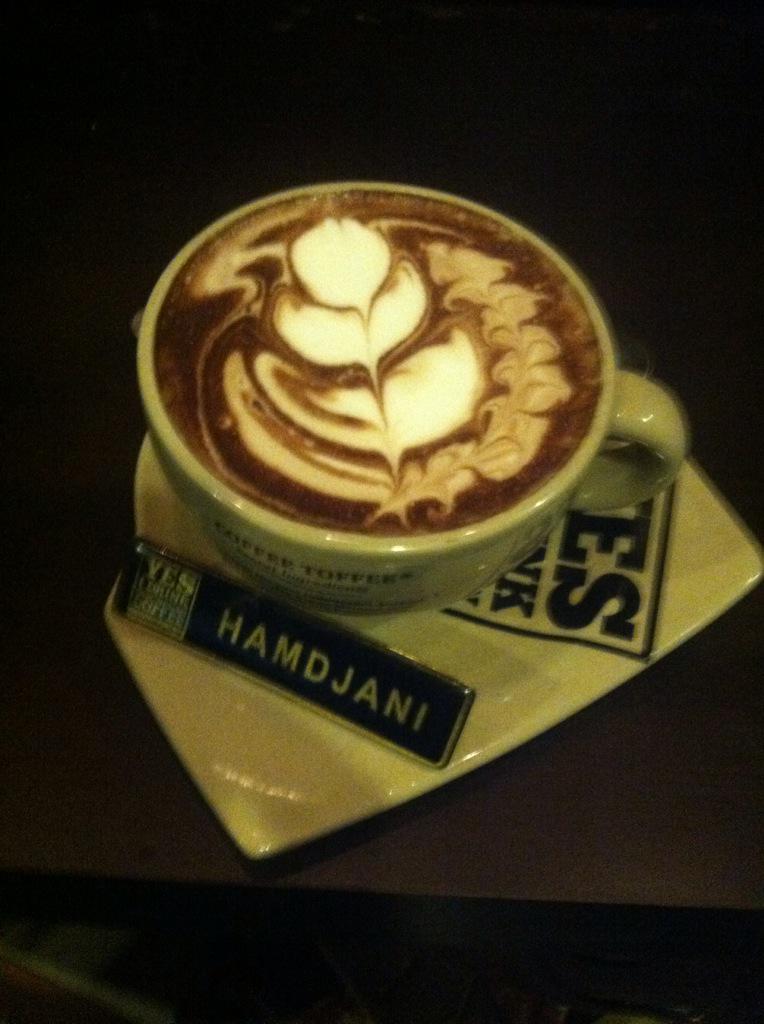 CoffeeToffeeTR's tweet photo. Selamat menjalankan ibadah teraweh guys http://t.co/YykNlGVTka