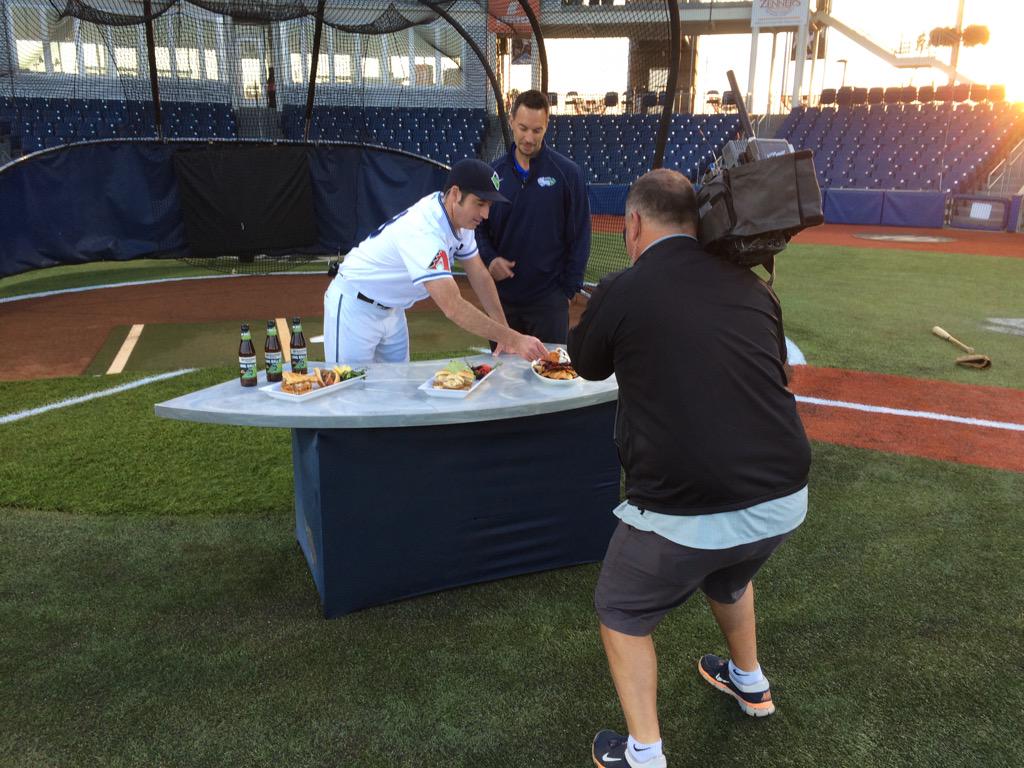 BrianBergerPR's tweet photo. .@HillsboroHops GM @wombokl with @KGWSunrise @DrewCarney live from Ron Tonkin Field #foodpreview #homeopener http://t.co/lRj7VhfniB