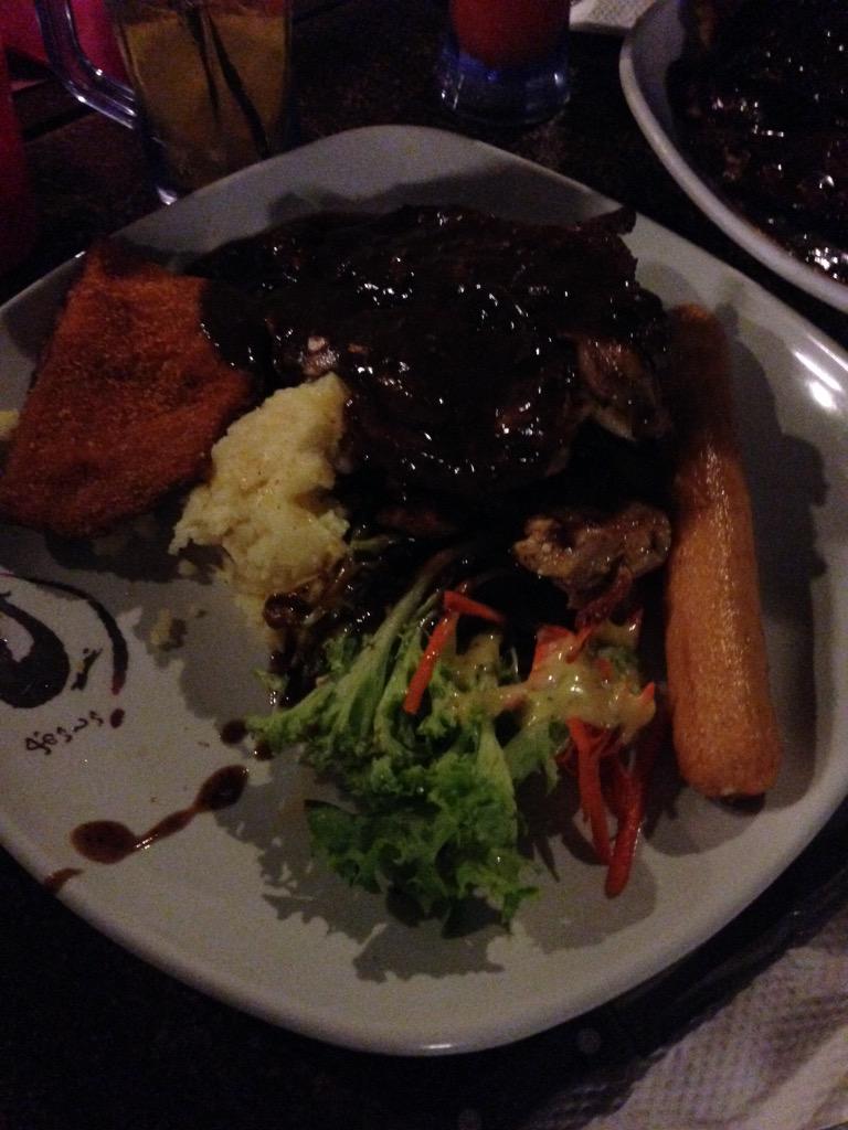 eykaramlee's tweet photo. Yumssssss #sharingplanet http://t.co/Q5IOYVNFIB