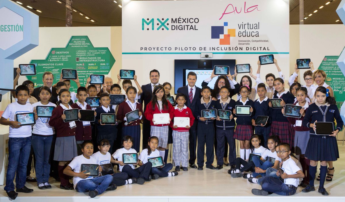 PresidenciaMX's tweet photo. La #ReformaEducativa es la de mayor calado y la que tendrá mayores consecuencias sobre el desarrollo de la Nación http://t.co/8K7wspt98s