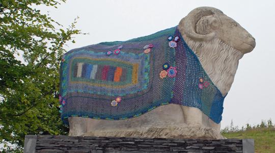 LakesCumbria's tweet photo. Wool wonderful #wool : @WoolfestGB today in #Cockermouth, #Cumbria you'd be baaarmy not to go http://t.co/l3uhUtVu2W http://t.co/GhXC5SuiWa