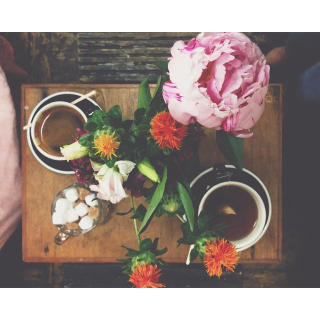 Last cuppa London ☕️ http://t.co/O8QcU9D9Ql http://t.co/v1FmuEFww3