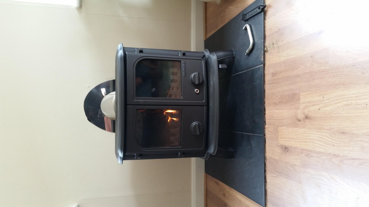 morstoves tweet media