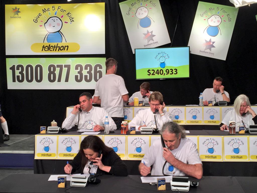 mmmHobart's tweet photo. Dave &amp; Kylie taking calls now 1300 877 336 on @SXNewsTas @GM5FK Telethon 2015. http://t.co/skiGkD80W9
