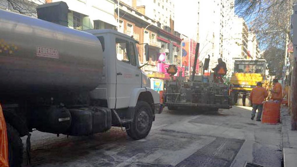 viacordobacomar's tweet photo. #Arreglan más de 100 cuadras del #Centro de Córdoba http://t.co/clHPifxllR http://t.co/YkDLYeYTJ9
